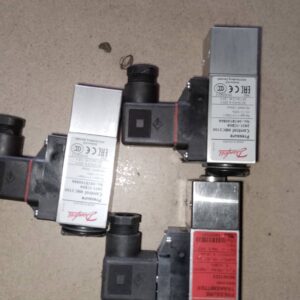 Pressure switch and control